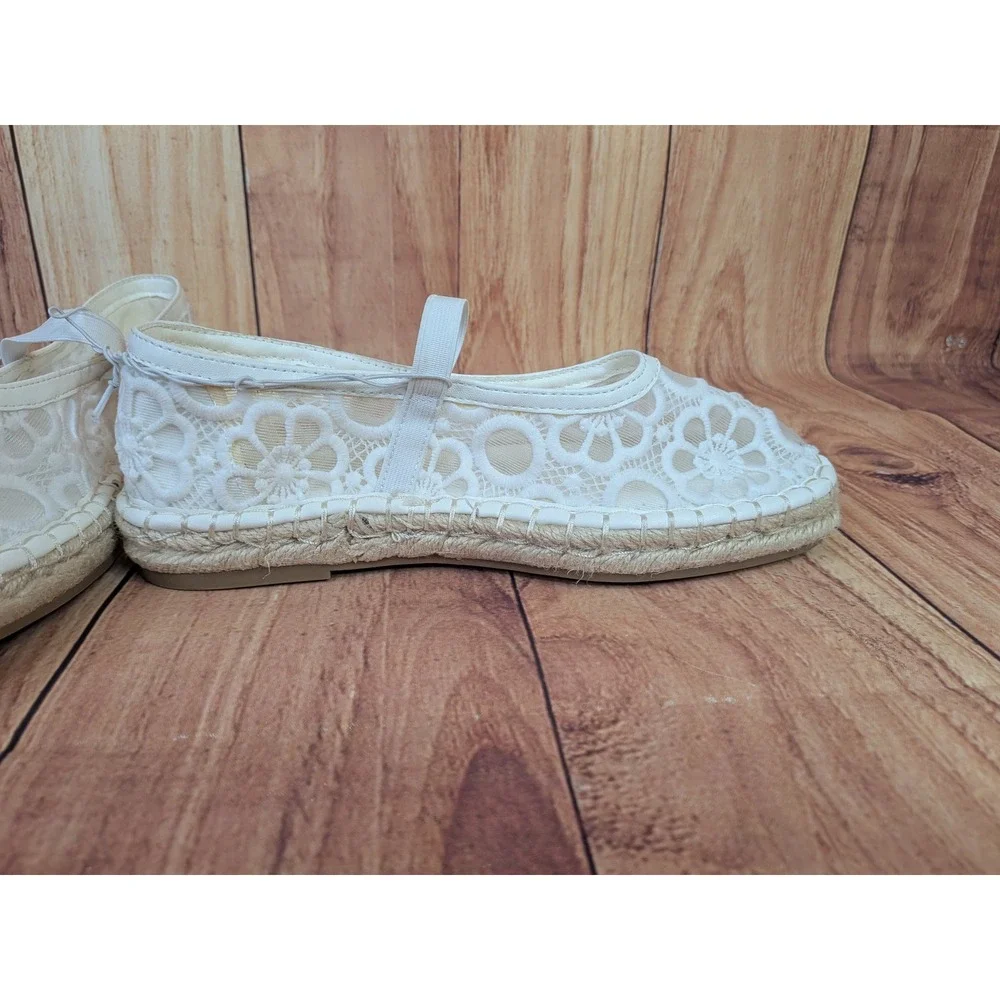 Universal Thread Celia White Lace Mary Jane Espadrille Flats Womens Size 7